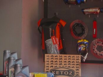 Combo de mantenimiento duke 200 – arrastre, frenos, filtros y aceite rasch