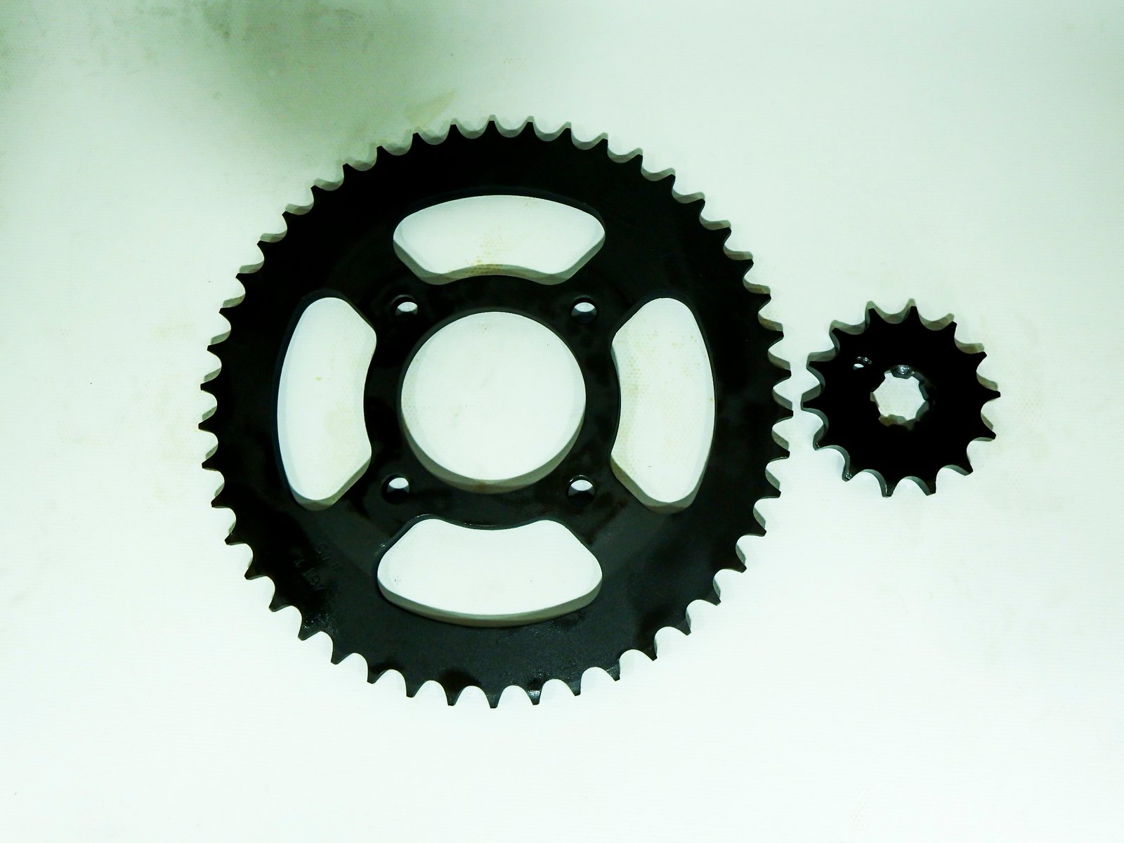Kit Piñón Race 43T–14T Paso 428 para Yamaha Libero - Image 6