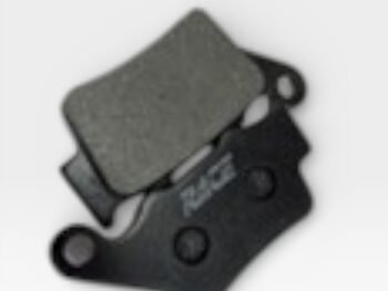 Pastilla de freno Race Dominar 400 trasera